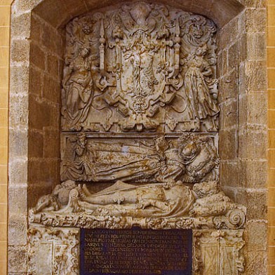Sepulcro de Simón Galarza y su mujer Antonia Rodríguez en Carmelitas Descalzas, Alba de Tormes